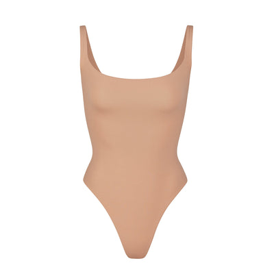 NUDE FEEL THONG TANK