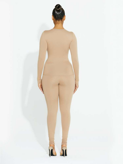 THE BARELY-THERE SEAMLESS PANTS