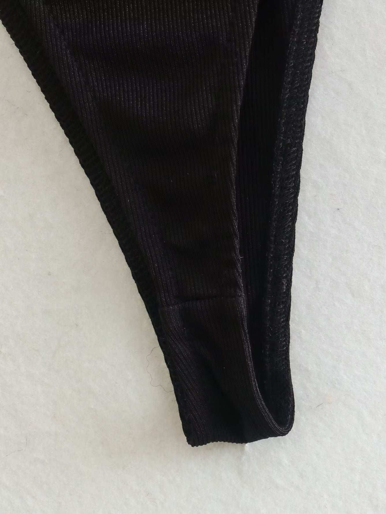 ANYA TOP - BLACK