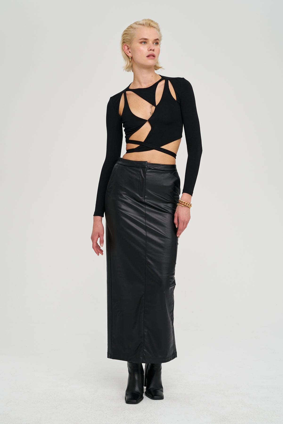 ALEXIS TOP - BLACK